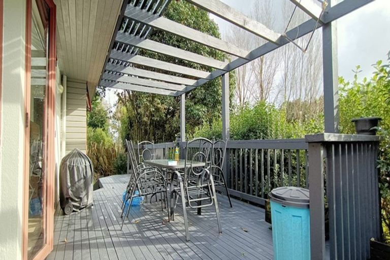 Photo of property in 13 Terry Smyth Drive, Kumeu, 0892