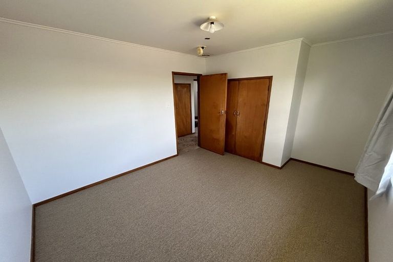 Photo of property in 21 Convair Crescent, Mangere, Auckland, 2022