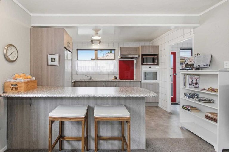 Photo of property in 52a Claude Street, Fairfield, Hamilton, 3214