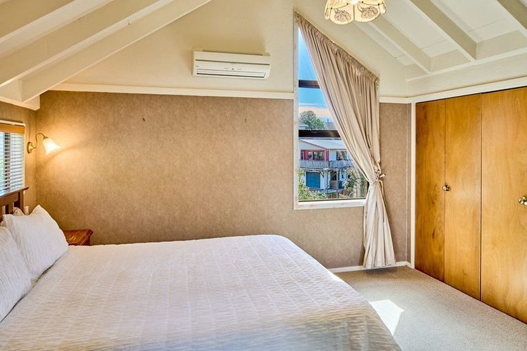 Photo of property in 100 Pope Street, Camborne, Porirua, 5026