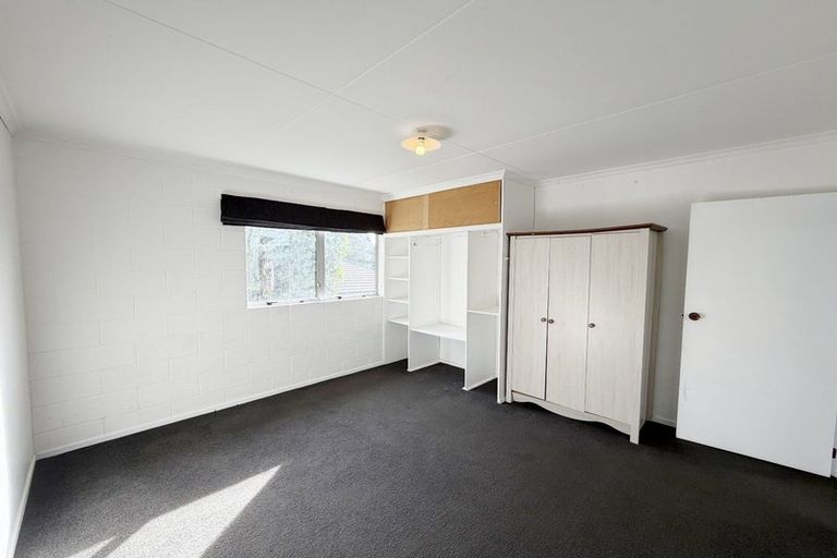 Photo of property in 8a Banks Street, Marfell, New Plymouth, 4310