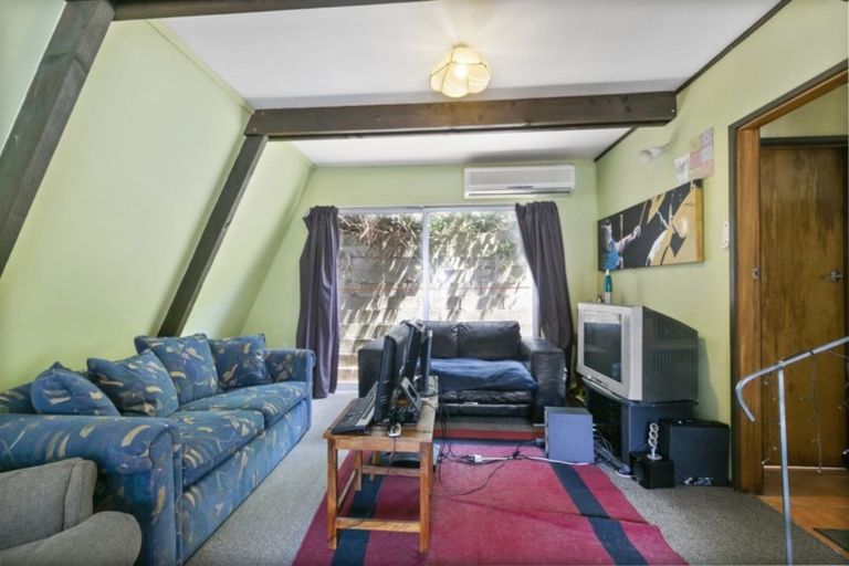 Photo of property in 5/2 Dowse Drive, Maungaraki, Lower Hutt, 5010