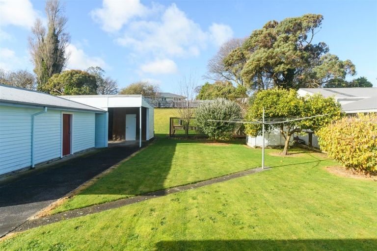 Photo of property in 10 Ahuru Street, Marton, 4710