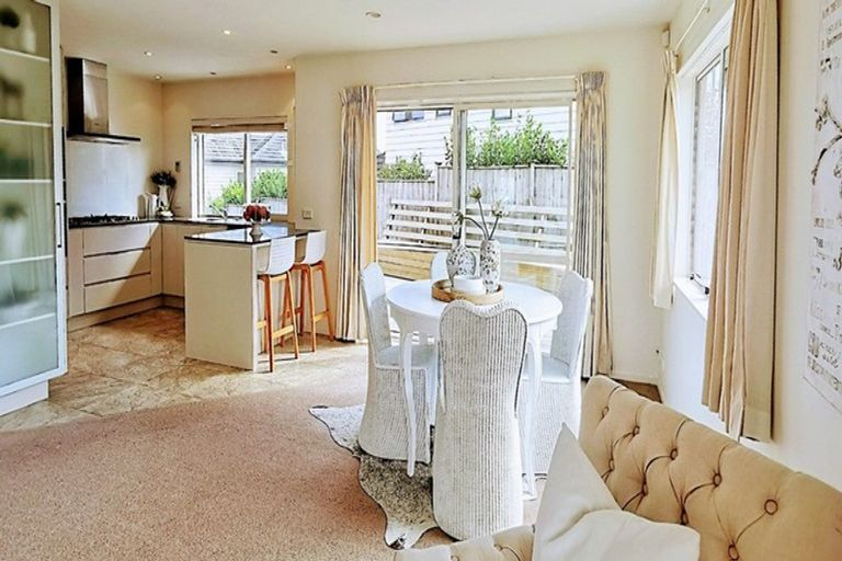 Photo of property in 31 Amaretto Avenue, Flat Bush, Auckland, 2019