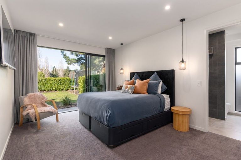 Photo of property in 37 Kohunga Crescent, Bottle Lake, Christchurch, 8083