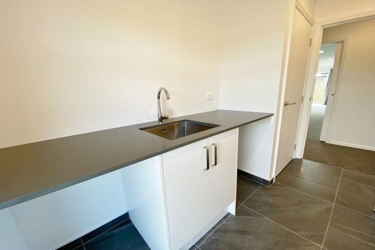 Photo of property in 41 Mcquillan Avenue, Woodend, 7610