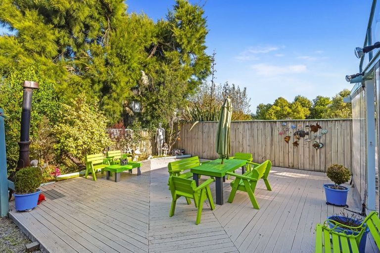 Photo of property in 110 Arawhata Road, Paraparaumu, 5032