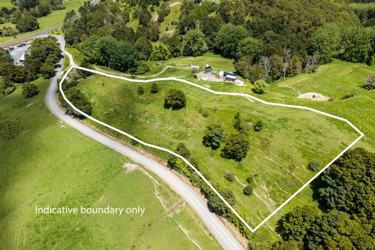 Photo of property in 278 Griffin Road, Maungaturoto, 0583