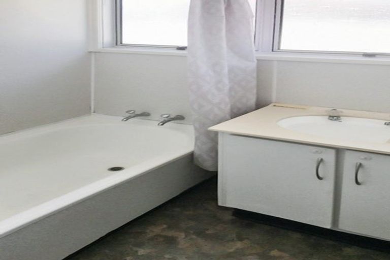 Photo of property in 1010a Beatty Street, Mayfair, Hastings, 4122