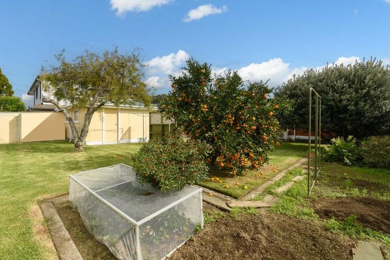 Photo of property in 433 Otumoetai Road, Otumoetai, Tauranga, 3110