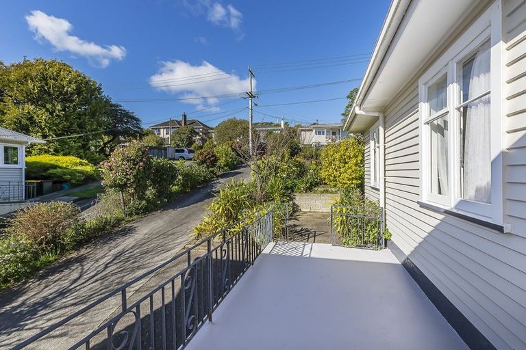 Photo of property in 97 Bell Street, Tawa, Wellington, 5028