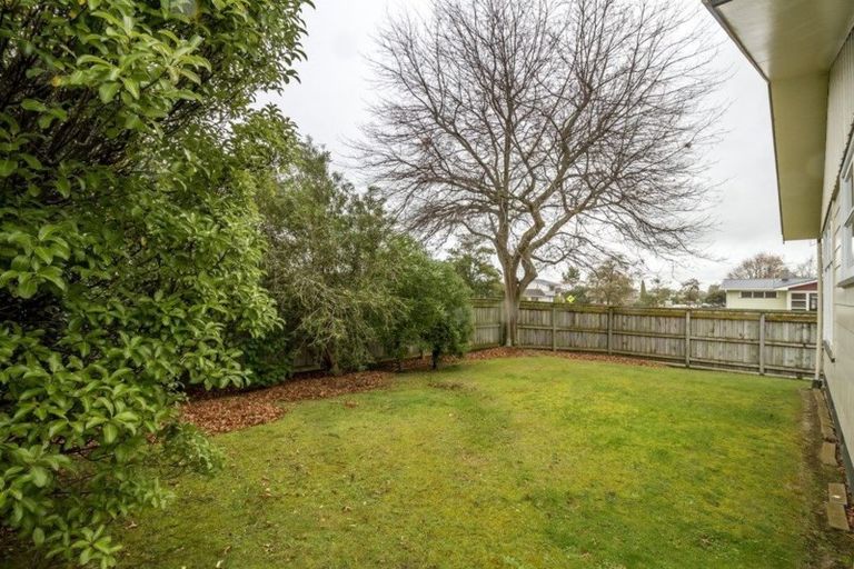 Photo of property in 2 Lockhart Avenue, Milson, Palmerston North, 4414