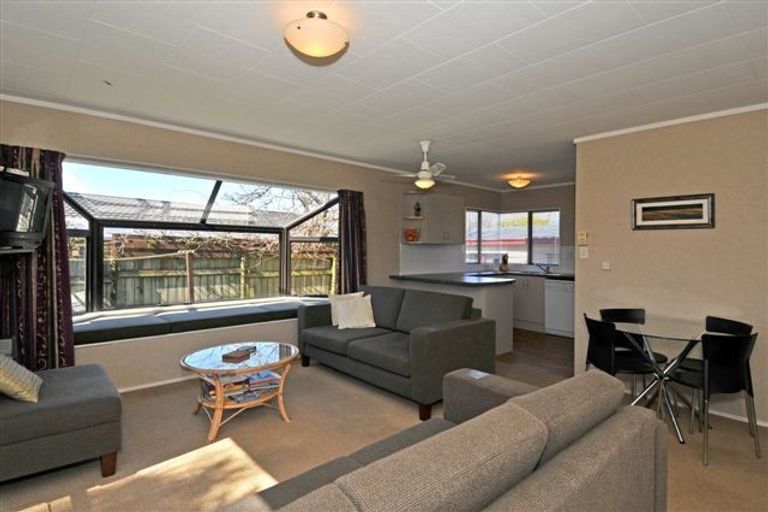 Photo of property in 8a Bedford Place, Mount Maunganui, 3116