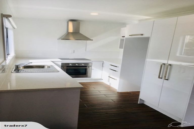 Photo of property in 2/47 Pah Road, Papatoetoe, Auckland, 2025