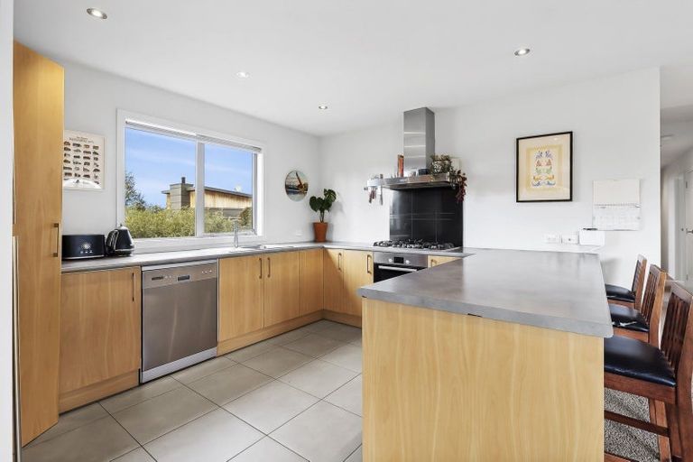 Photo of property in 2b Pebble Lane, Wanaka, 9305