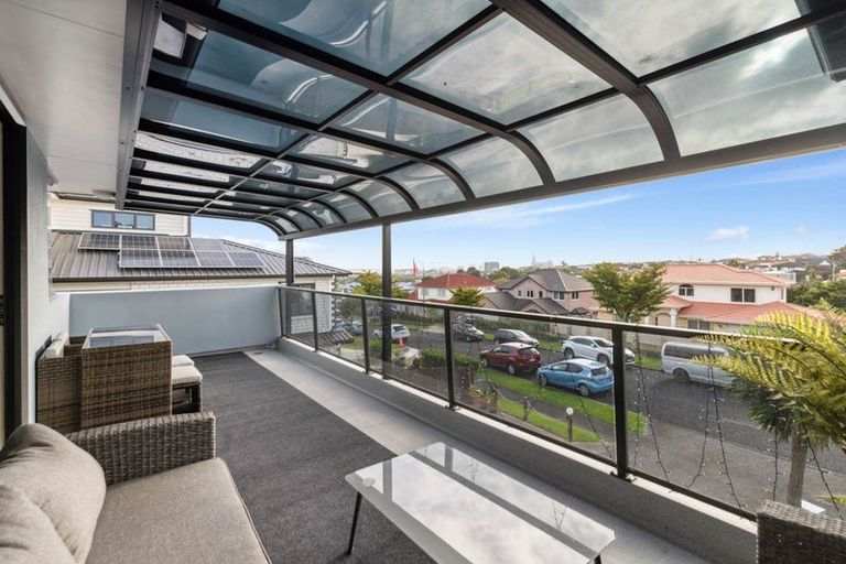 Photo of property in 19 The Enclave, Totara Heights, Auckland, 2105