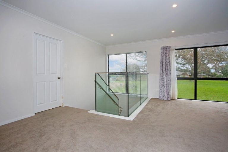 Photo of property in 112a Longford Park Drive, Takanini, 2112