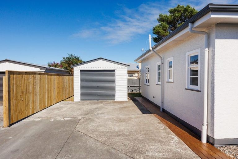 Photo of property in 230a Tremaine Avenue, Highbury, Palmerston North, 4412