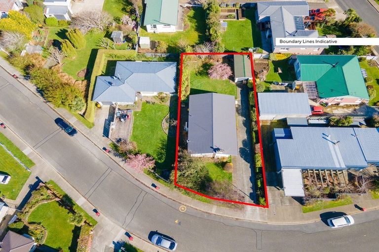 Photo of property in 12 Rowan Street, Hargest, Invercargill, 9810