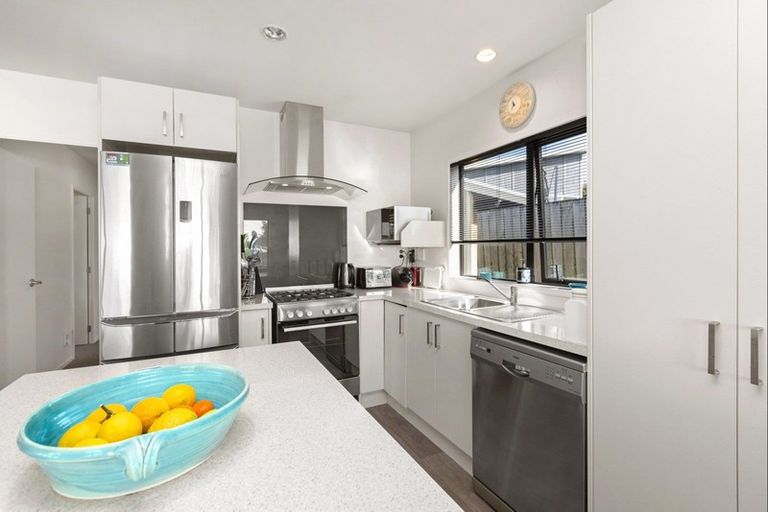 Photo of property in 18 Puka Place, Raglan, 3225