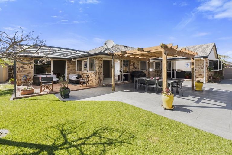 Photo of property in 60 Matemuri Drive, Papamoa Beach, Papamoa, 3118