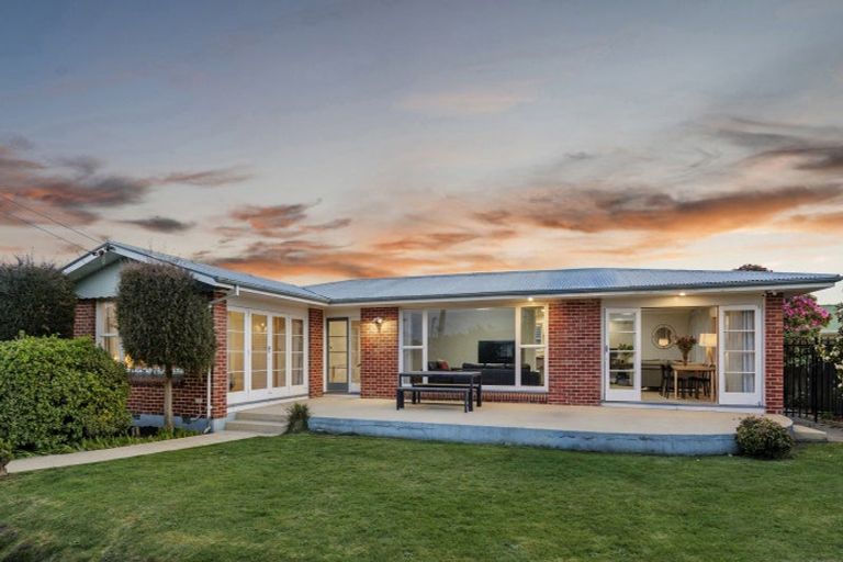 Photo of property in 1 Santa Rosa Avenue, Halswell, Christchurch, 8025