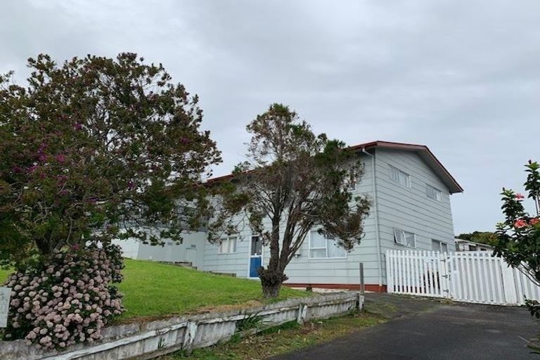 Photo of property in 11 Mataura Place, Clover Park, Auckland, 2019