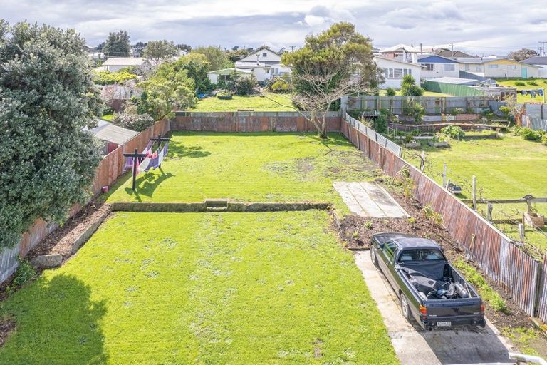 Photo of property in 192 Puriri Street, Castlecliff, Whanganui, 4501
