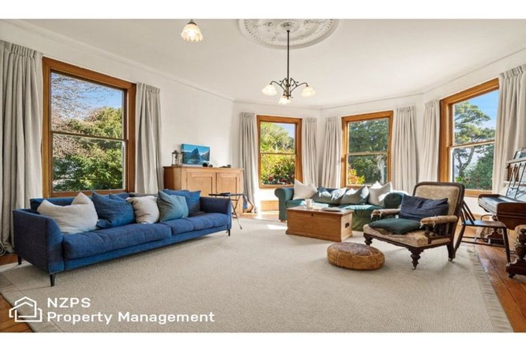 Photo of property in 44 Glendevon Place, Vauxhall, Dunedin, 9013