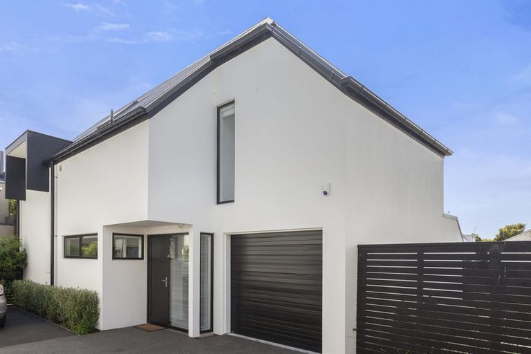 Photo of property in 5/237 Armagh Street, Christchurch Central, Christchurch, 8011