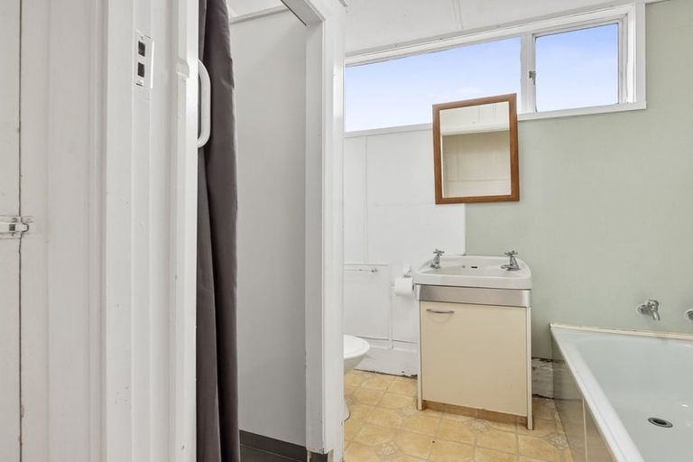 Photo of property in 69 Burns Street, South Dunedin, Dunedin, 9012