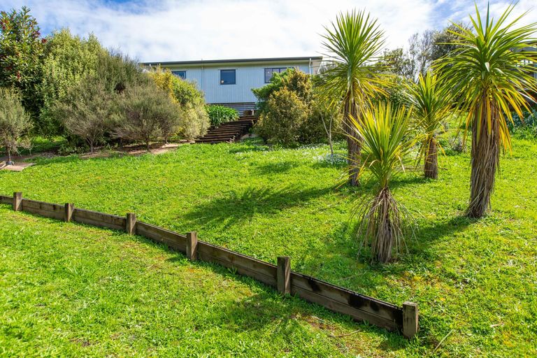 Photo of property in 30 Manukau Road, Raglan, 3225