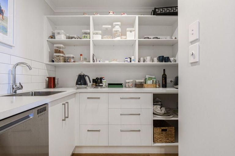 Photo of property in 2 Kulim Avenue, Otumoetai, Tauranga, 3110