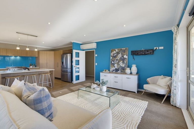 Photo of property in 2 Fairhurst Place, Rolleston, 7614