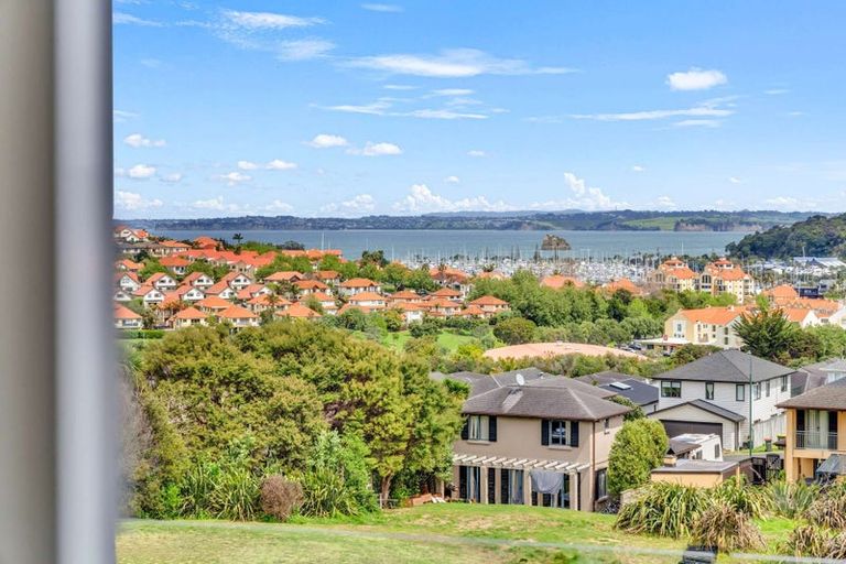 Photo of property in 141 Alec Craig Way, Gulf Harbour, Whangaparaoa, 0930