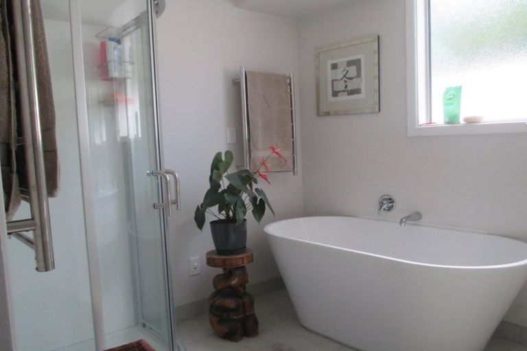 Photo of property in 30 Manor Drive, Stokes Valley, Lower Hutt, 5019