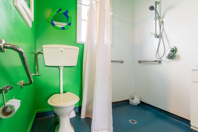 Photo of property in 240 High Street, Dannevirke, 4930