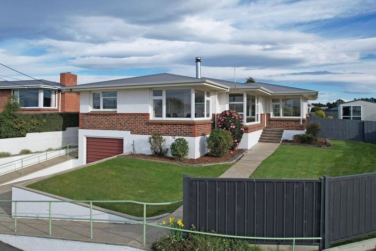 Photo of property in 28 Glendale Crescent, Holmes Hill, Oamaru, 9401