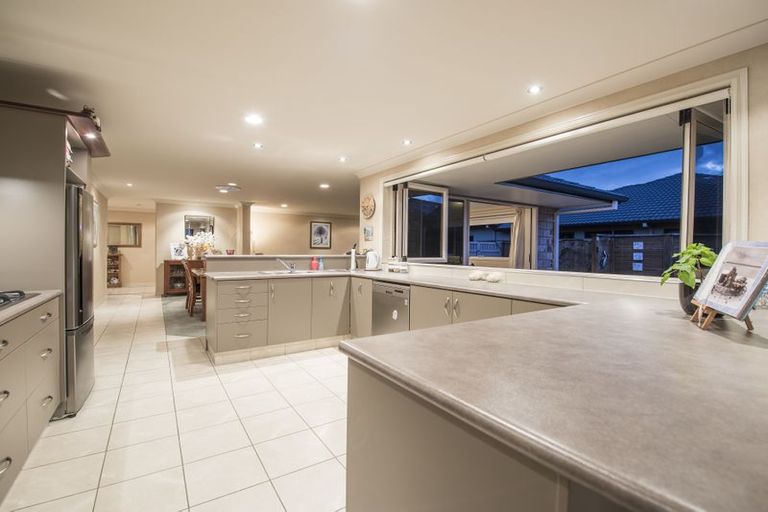 Photo of property in 60 Matemuri Drive, Papamoa Beach, Papamoa, 3118