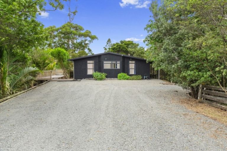 Photo of property in 214 Pakiri Road, Leigh, Warkworth, 0985