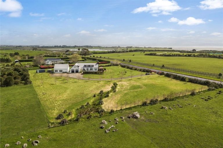 Photo of property in 49 Whatapaka Road, Karaka, Papakura, 2580