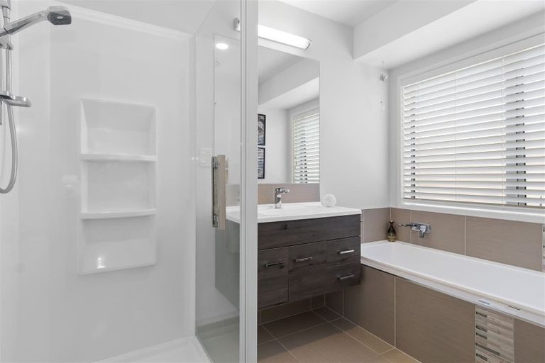 Photo of property in 10 Montia Close, Papamoa Beach, Papamoa, 3118