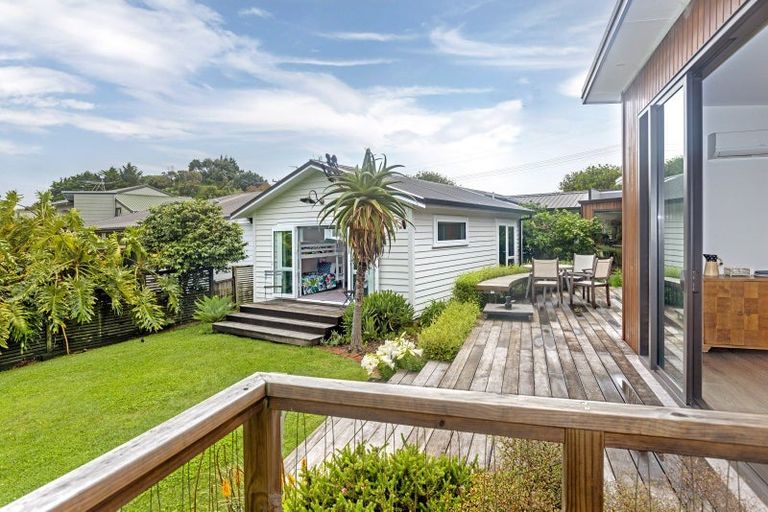 Photo of property in 14 Lysnar Street, Okitu, Gisborne, 4010