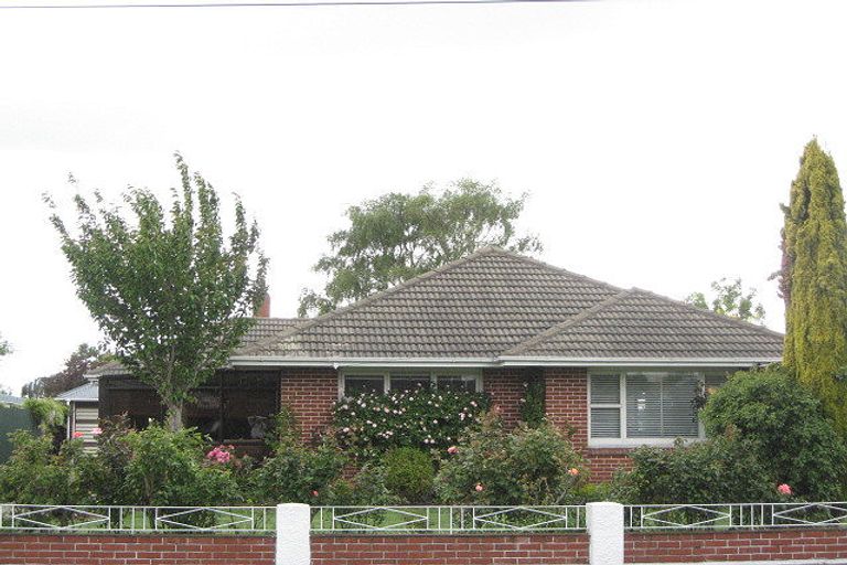 Photo of property in 8 Fatima Street, Redwood, Christchurch, 8051