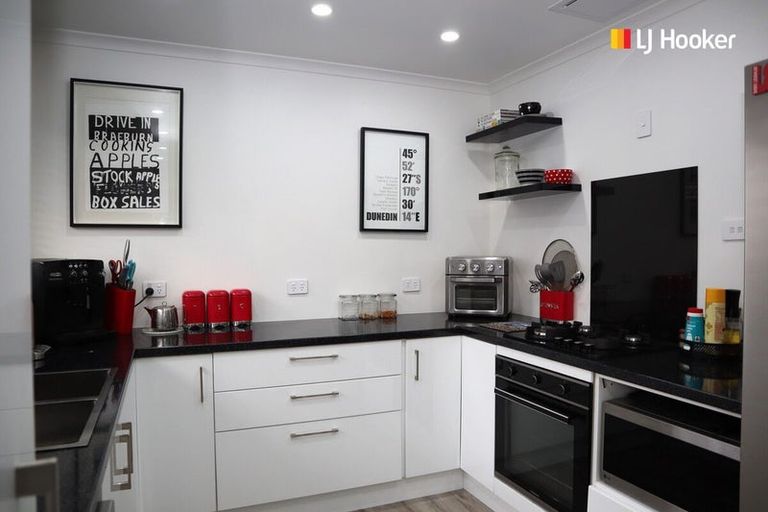 Photo of property in 11 Dick Street, South Dunedin, Dunedin, 9012