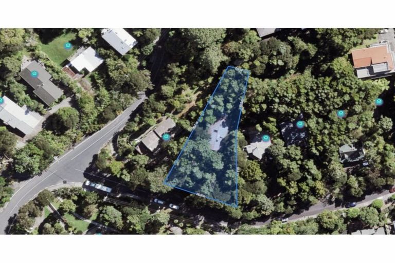 Photo of property in 4 Arama Avenue, Titirangi, Auckland, 0604