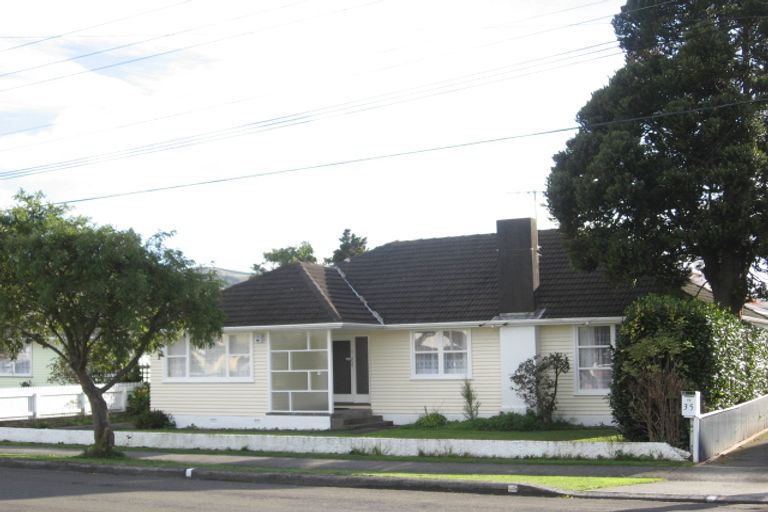 Photo of property in 33 Epuni Street, Hutt Central, Lower Hutt, 5011