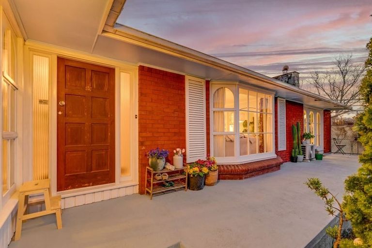 Photo of property in 6 Deepdale Street, Burnside, Christchurch, 8053