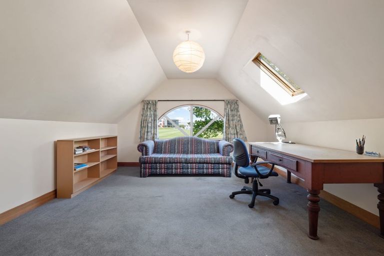 Photo of property in 112 Cannington Road, Maori Hill, Dunedin, 9010