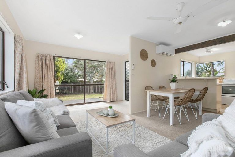 Photo of property in 4b Ngarimu Place, Mount Maunganui, 3116